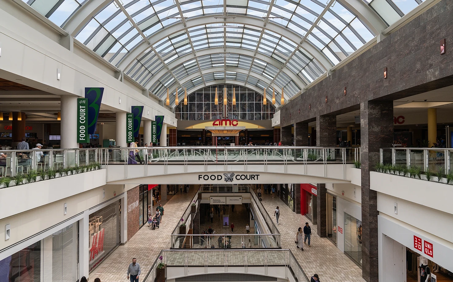 Food Court